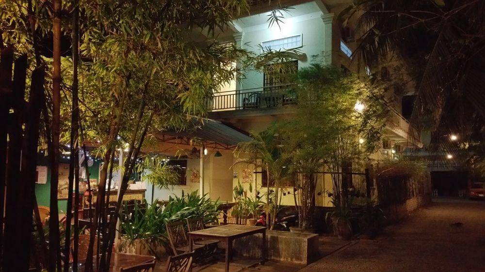 Sok San Hostel Siem Reap Bagian luar foto