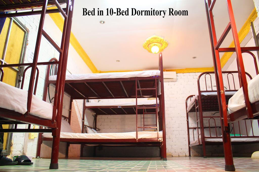 Sok San Hostel Siem Reap Bagian luar foto
